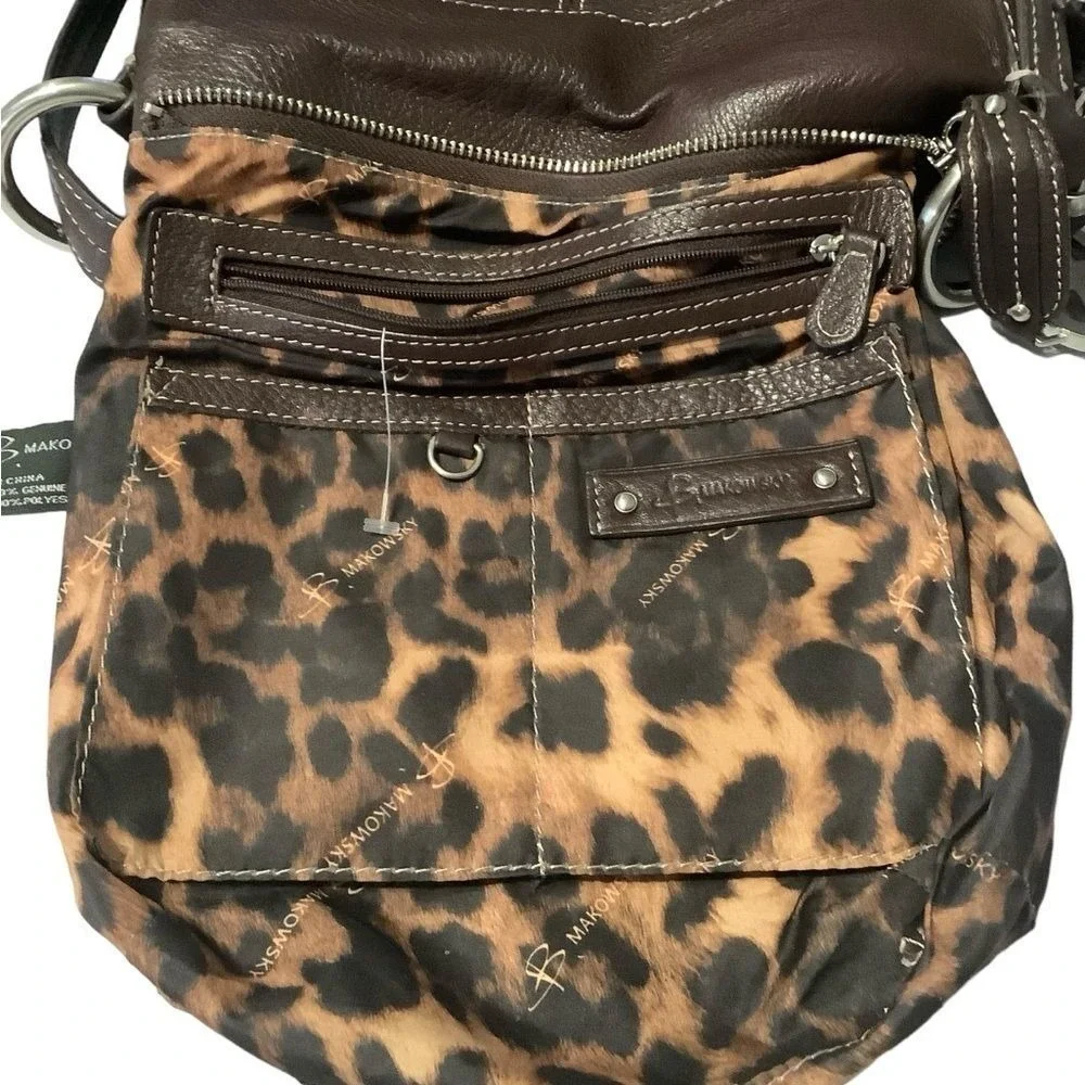 B. Makowsky brown Togo leather crossbody handbag with silver hardware‎